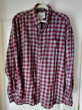 Maroon & Gray Check Button-Up Shirt